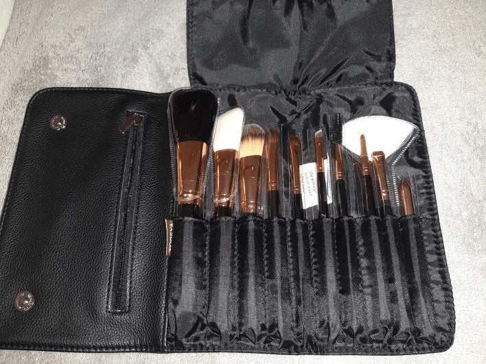 Portable Makeup Brush